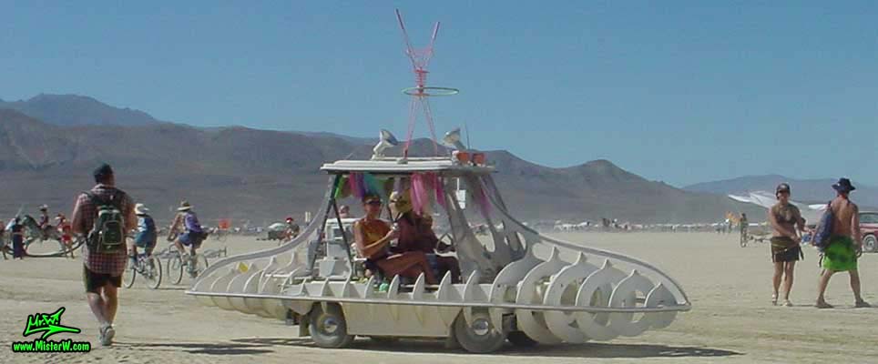 Burning Man 2004 - Photography by Mr.W.