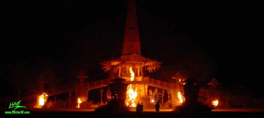 Burning Man 2004 - Photography by Mr.W.