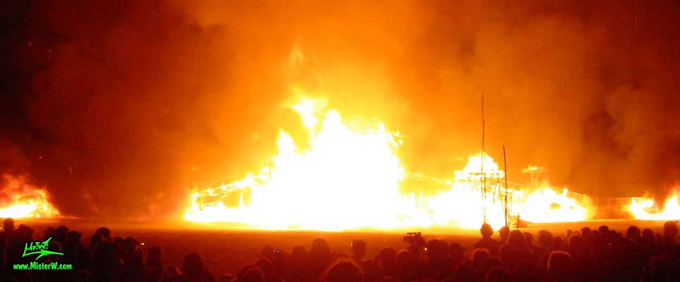 Burning Man 2004 - Photography by Mr.W.