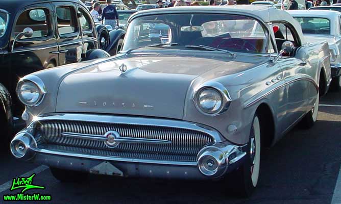 Photo of a grey 1957 Buick Convertible at the Scottsdale Pavilions Classic Car Show in Arizona. Grey 1957 Buick Convertible