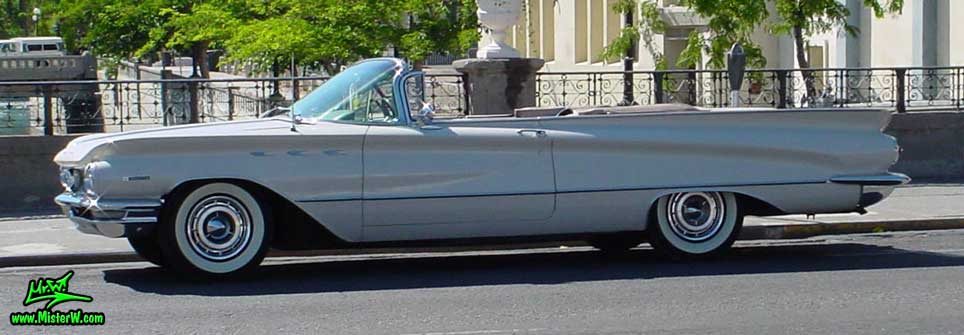 Photo of a white 1960 Buick Invicta Convertible in Reno, Nevada. Topless 1960 Buick