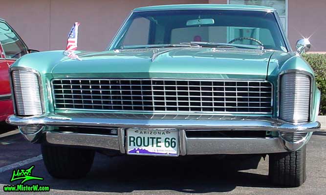 1965 Riviera Front