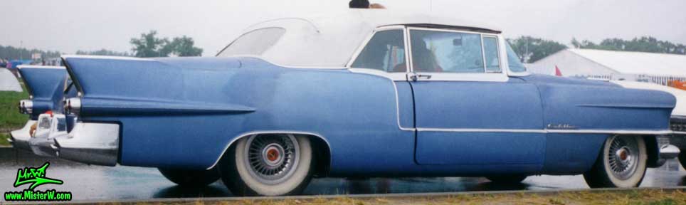Photo of a blue 1955 Cadillac Eldorado Convertible at the Wheels Nationals classic car meeting in Berlin, Germany. 1955 Cadillac Eldorado in blue