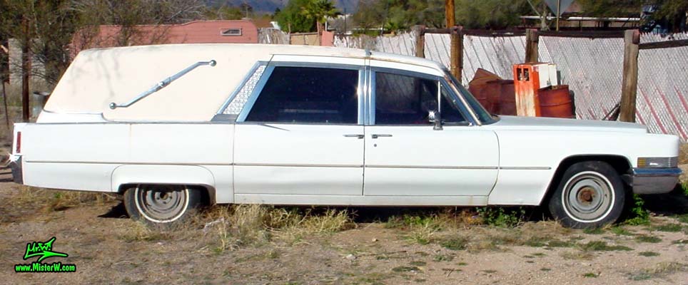 1970 Cadillac Hearse Sideview