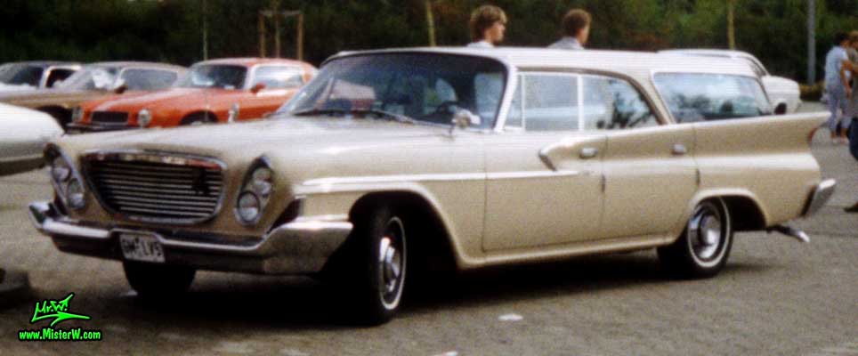 1961 Chrysler newport wagon