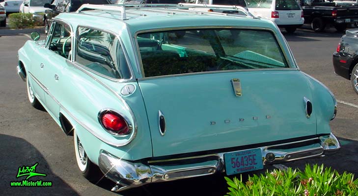 Photo of a turquoise 1961 Dodge Polara 4 door hardtop station wagen at the Scottsdale Pavilions Classic Car Show in Arizona. 1961 Dodge Wagen rear