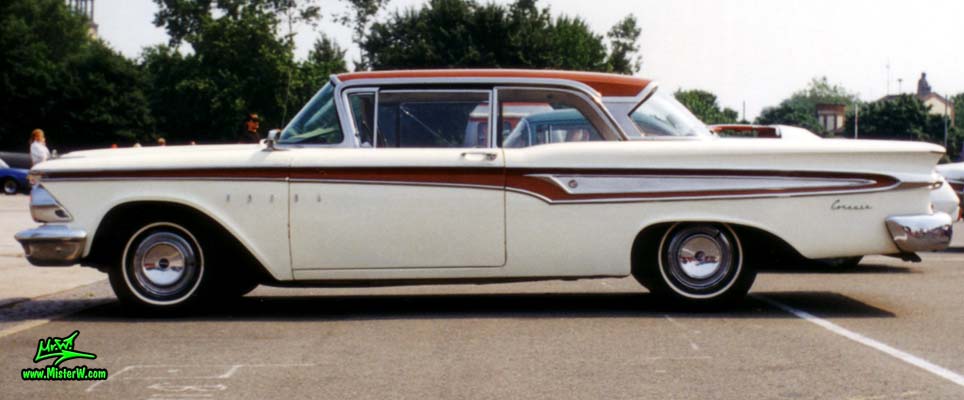 Photo of a white & red 1959 Edsel Corsair 2 Door Hardtop Coupe at a Classic Car Meeting in Germany. 59 Edsel Corsair Sideview