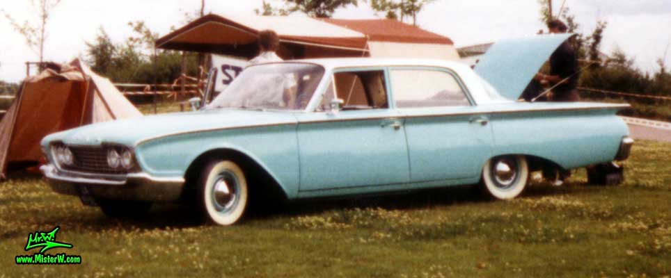 Turquoise 1960 Ford