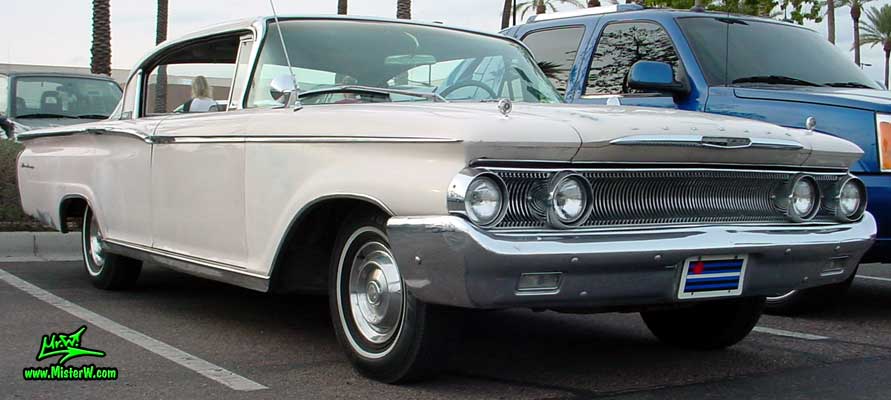 Photo of a white 1960 Mercury Monterey 4 Door Hardtop Sedan at the Scottsdale Pavilions Classic Car Show in Arizona. 1960 Mercury Monterey Sedan Frontview