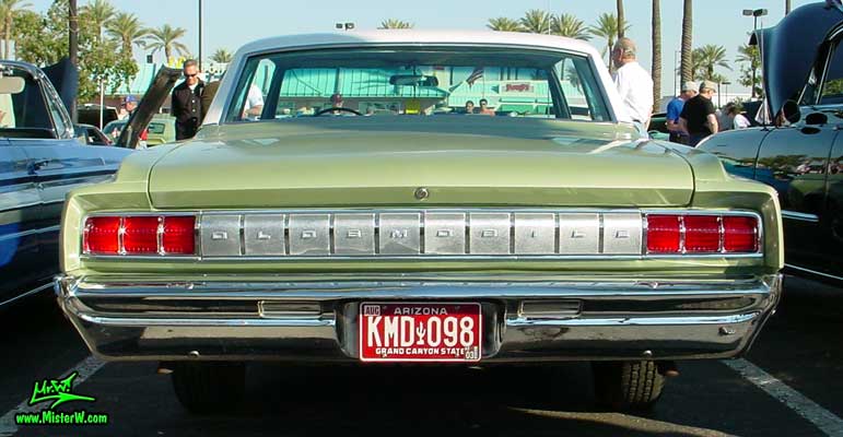 1964 Oldsmobile Coupe - Photography by Mr.W.