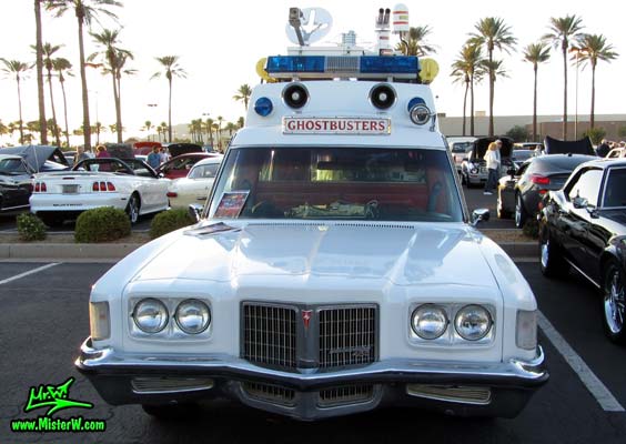 Photo of a red & white Pontiac Bonneville Ambulance at the Scottsdale Pavilions Classic Car Show in Arizona. 72 Pontiac Pontiac Bonneville Ambulance