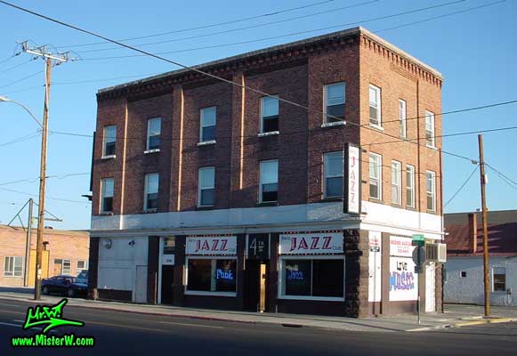 Photo of the Jazz Club in Reno taken from 4th Street between Evans Avenue & Record Street, in summer 2002 The Jazz Club in Reno
